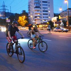 По центру города проехали сотни велосипедистов #14