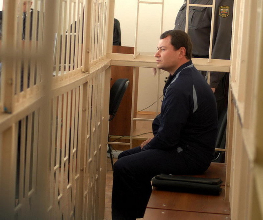 27 марта 2007 г. Приморский краевой суд несколько часов рассматривал две кассационные жалобы защиты Владимира НИКОЛАЕВА.
