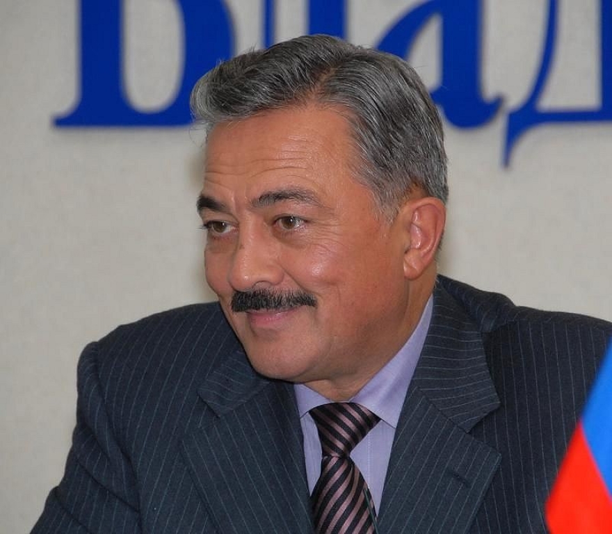 В редакции «В» на «Прямой линии»... Исхаков.