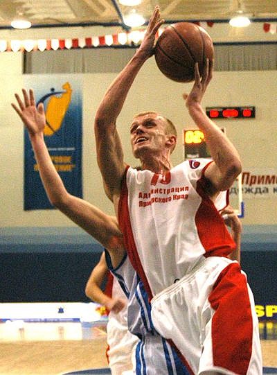 Надолго запомнится игра Евгению Полищуку – забил ЦСКА 11 очков.